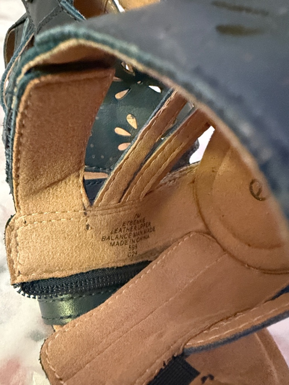 Earth Origins Blue Cutout Strappy Sandals NWOT - Picture 6 of 6